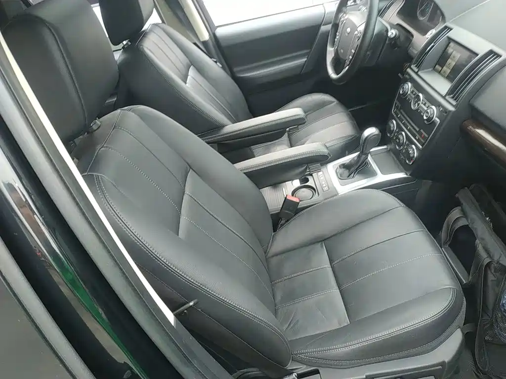 Land Rover Freelander 2 2014 2014 2.0T Si4 SE Gasoline Edition