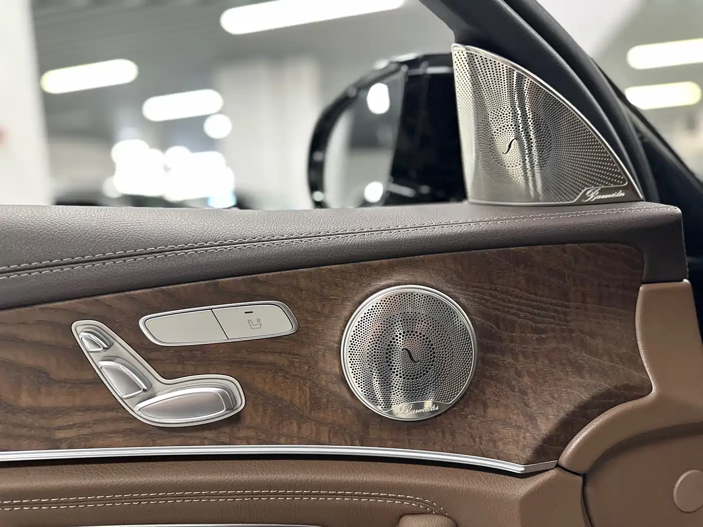 Mercedes-Benz E-Class 2023 E 260 L фото 7