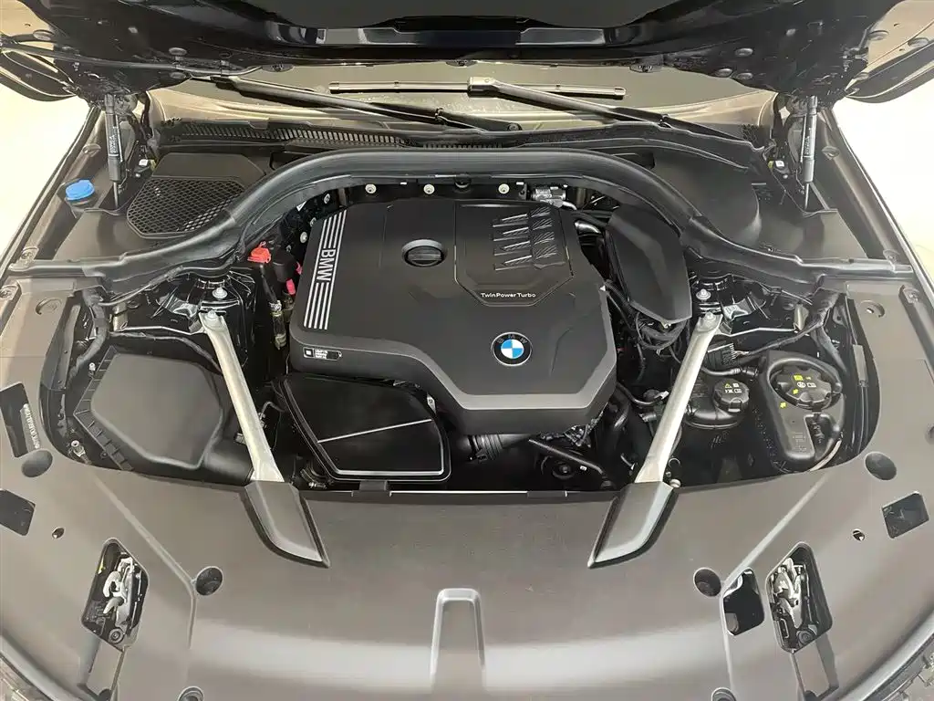 BMW 6 Series GT 2023 2022 Model 630i M Sport Package