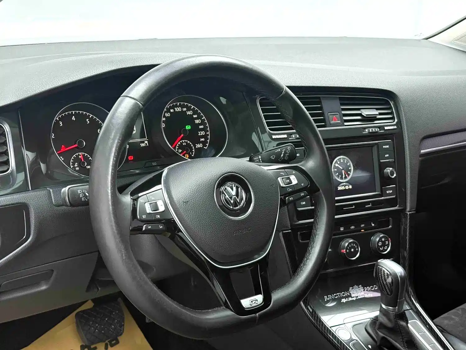 Фото 4 - Volkswagen Golf