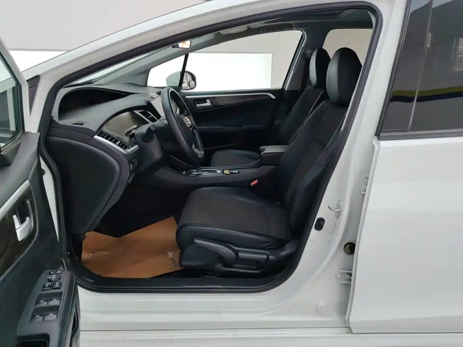 Honda Jade 2018 2017 1.8L Automatic Comfort Edition 5-seater