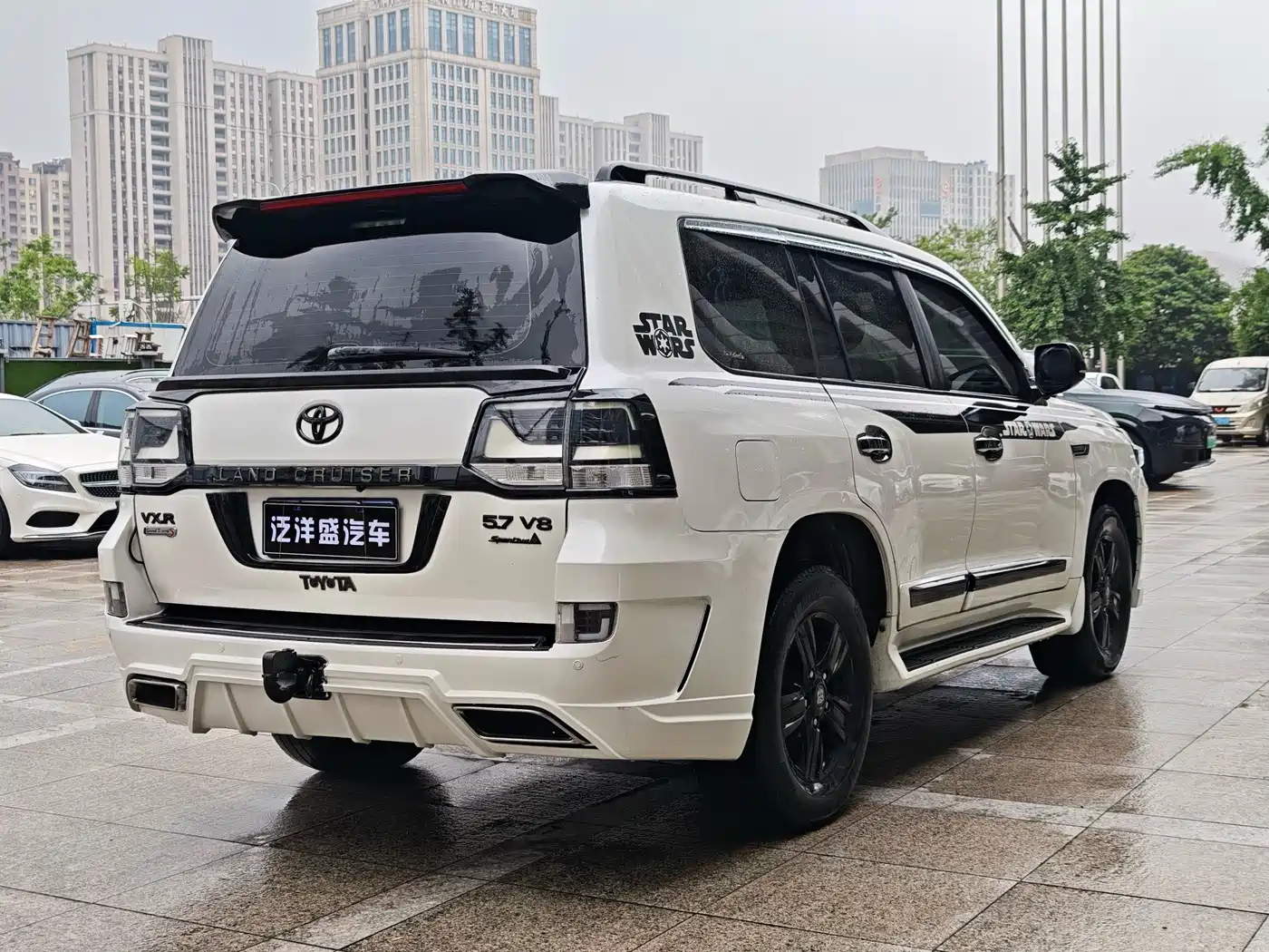 Toyota Land Cruiser (Import) 2015 2015 4.0L V6 Middle East Limited Edition