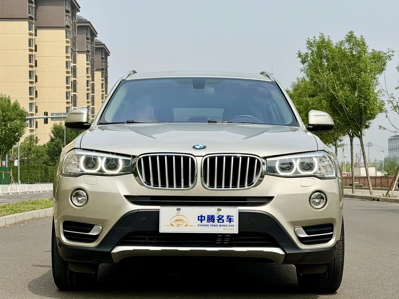 BMW X3 (Import) 2014 xDrive28i X Design Package фото 2