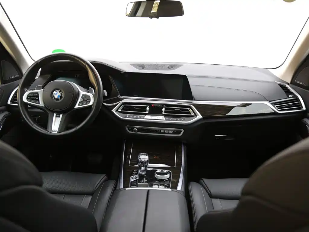 BMW X5 (Import) 2019 xDrive40i Exclusive M Sport Package фото 7