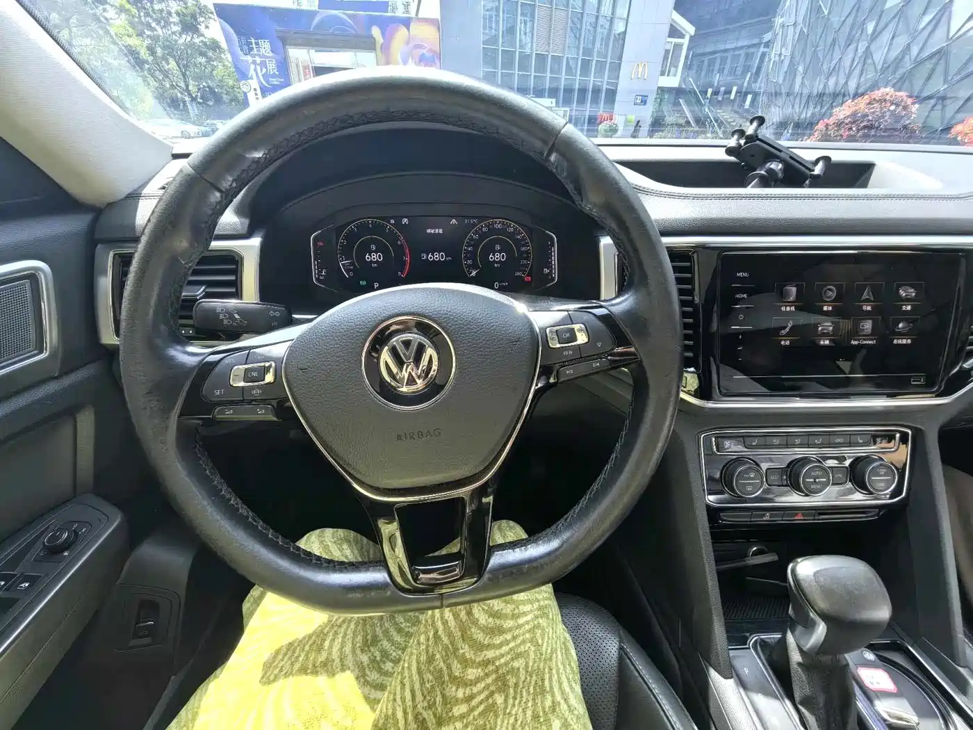 Volkswagen Teramont 2020 380TSI 4WD Luxury Edition China VI фото 14