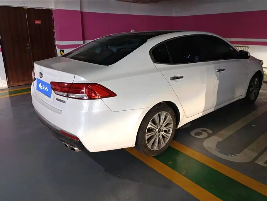 Kia K4 2015 1.8L Automatic GLS Special фото 3