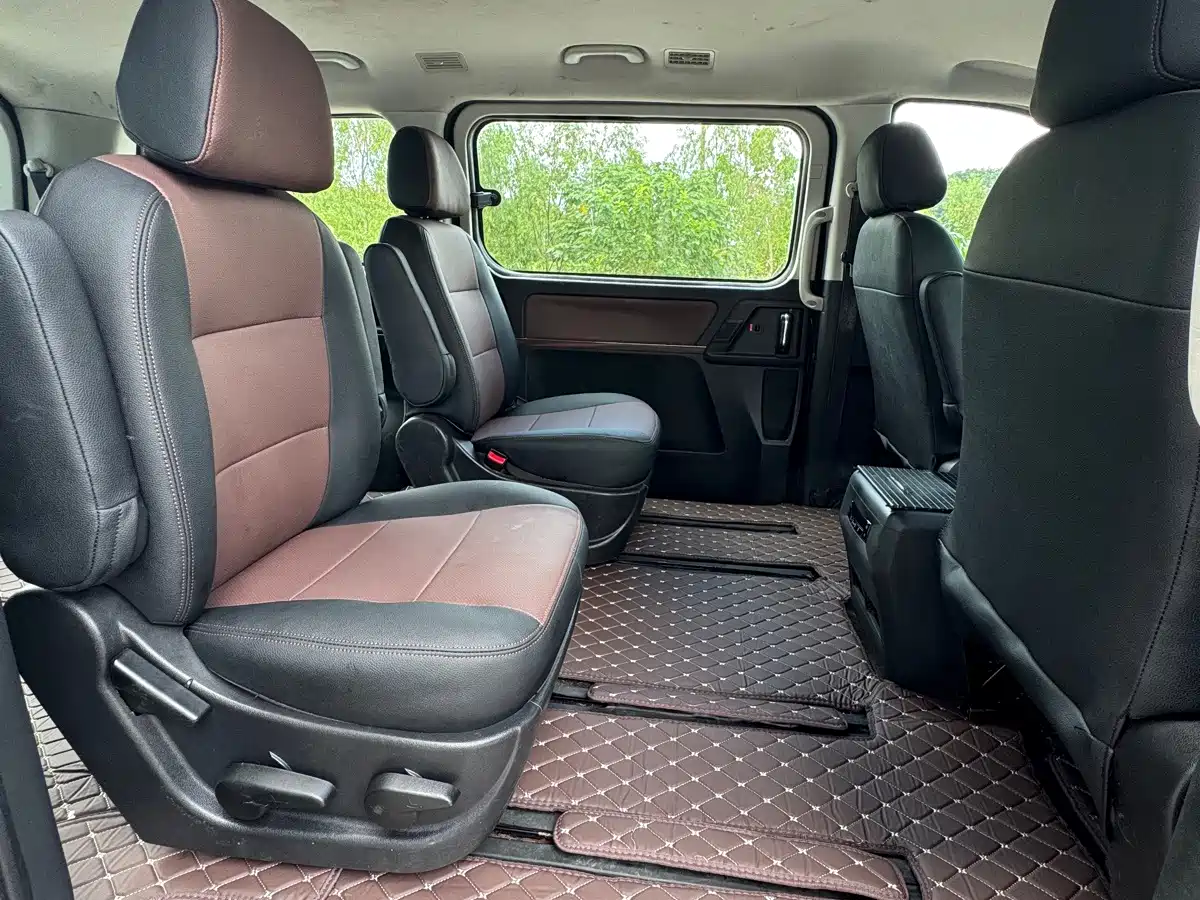 Dongfeng Fengxing Fengxing CM7 2018 2018 2.0T Manual Luxury