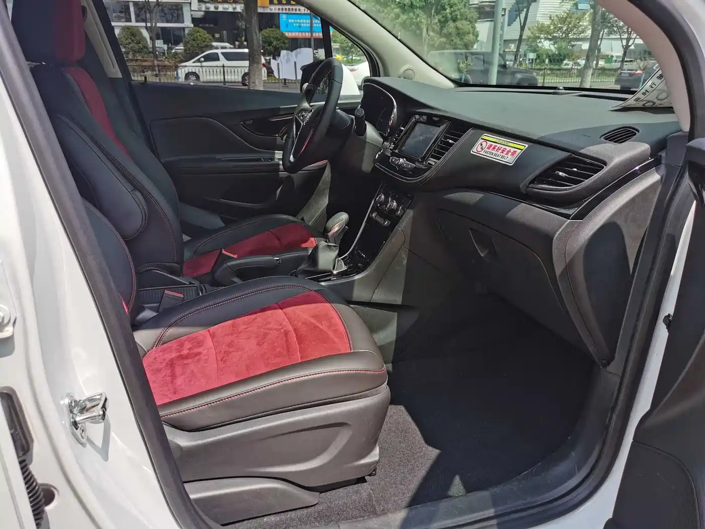 Buick Encore 2018 18T Automatic 2WD Urban Elite фото 12