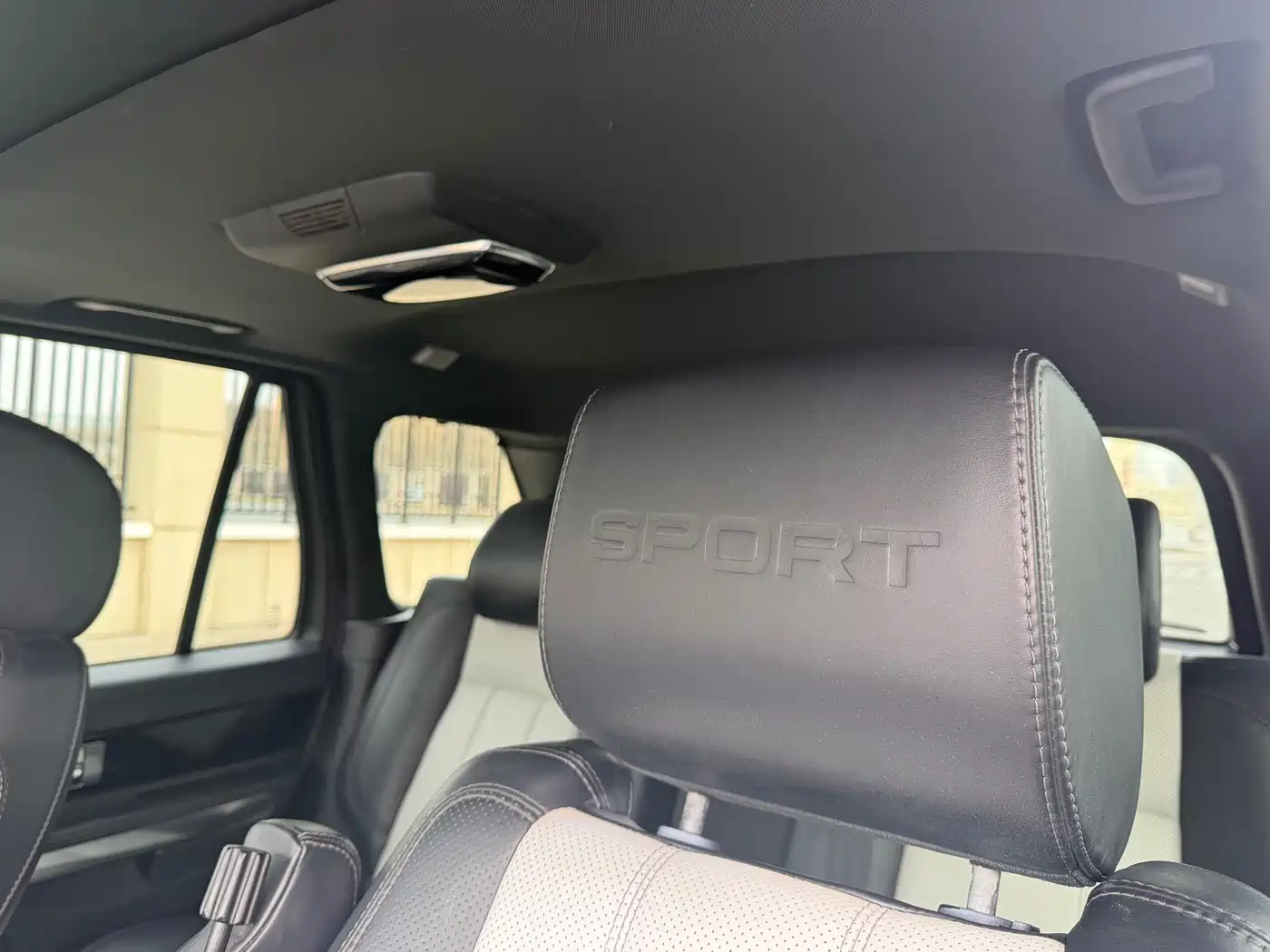 Land Rover Range Rover Sport 2013 5.0 NA V8 HSE Red Limited Edition фото 14