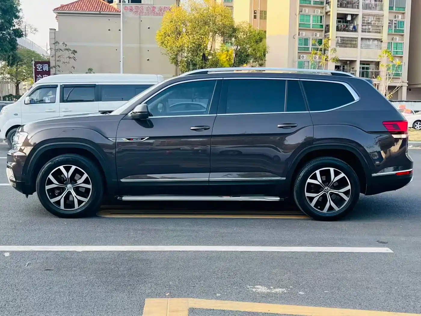 Volkswagen Teramont 2019 380TSI 4WD Luxury Edition China VI фото 3