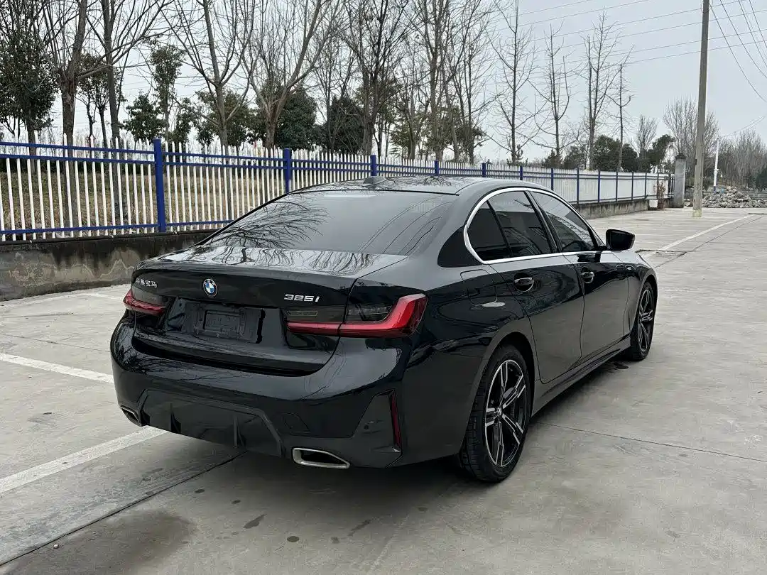 BMW 3 Series 2023 325i M Sport Package фото 8