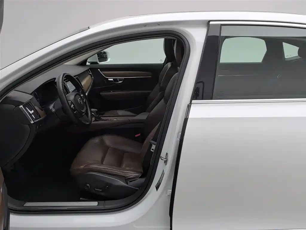 Volvo S90 2018 T5 R-Design Edition фото 10