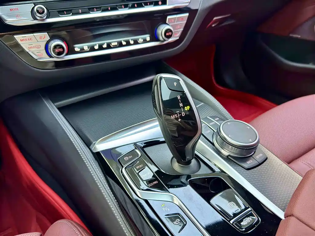 BMW 5 Series 2022 530Li Executive M Sport Package фото 12