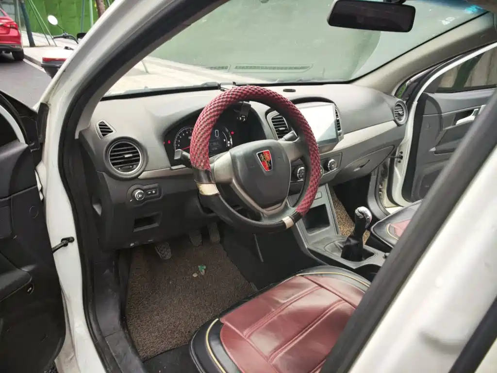 Roewe 350 2016 2015 Model 1.5L Manual Luxury Sunroof Edition