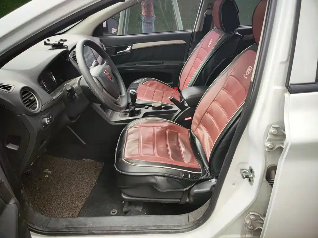 Roewe 350 2016 2015 Model 1.5L Manual Luxury Sunroof Edition