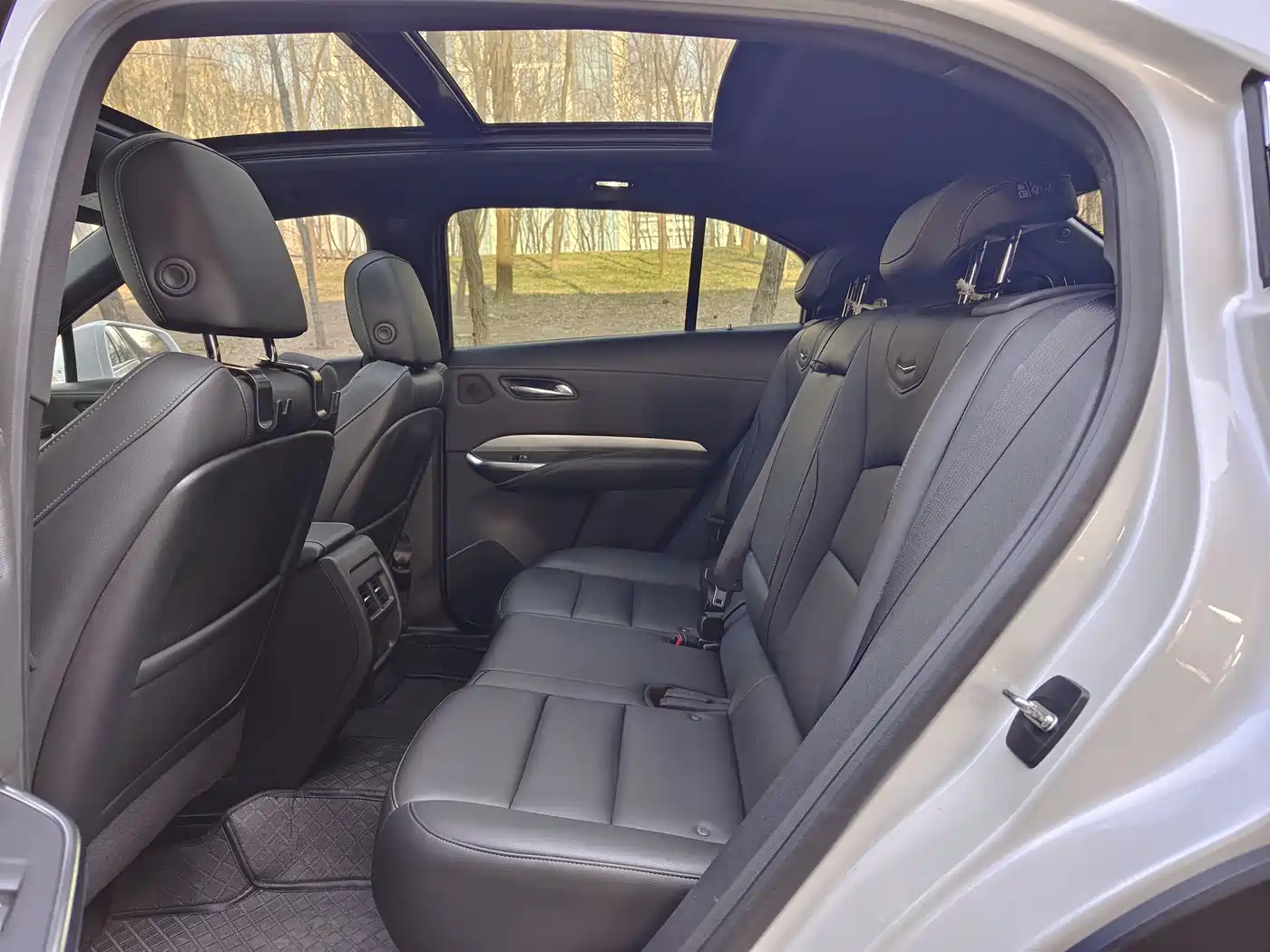 Cadillac XT4 2021 28T FWD Premium Edition фото 18