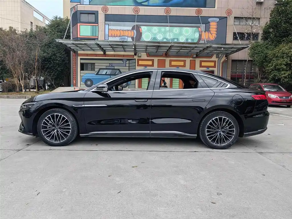 BYD Han 2020 EV Extended Range Luxury фото 18