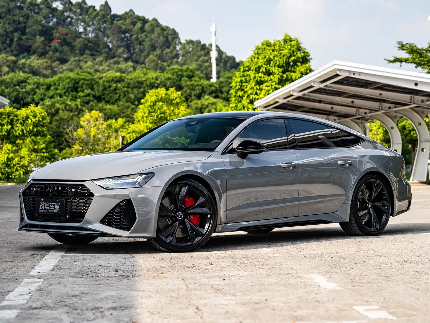 Audi RS 7 2021 — пригон из Китая