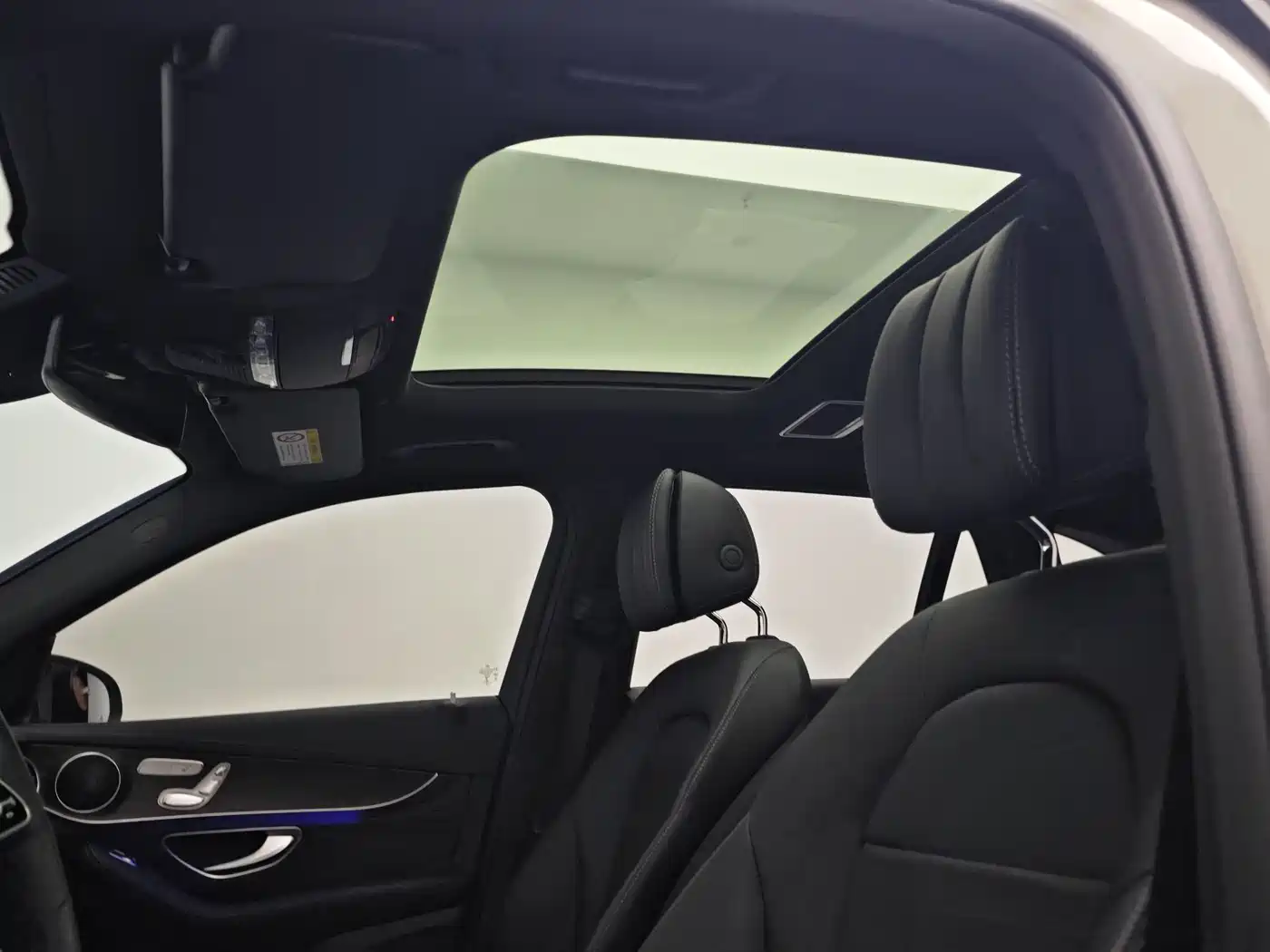 Mercedes-Benz GLC 2020 Facelift GLC 300 L 4MATIC Dynamic фото 7