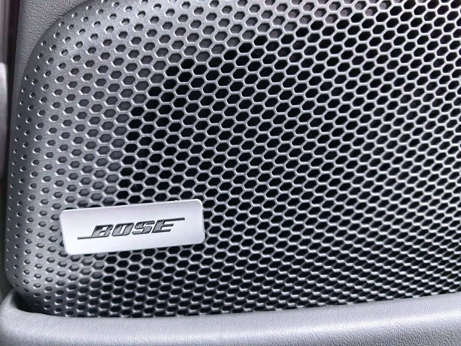 صورة 11 - Porsche Panamera