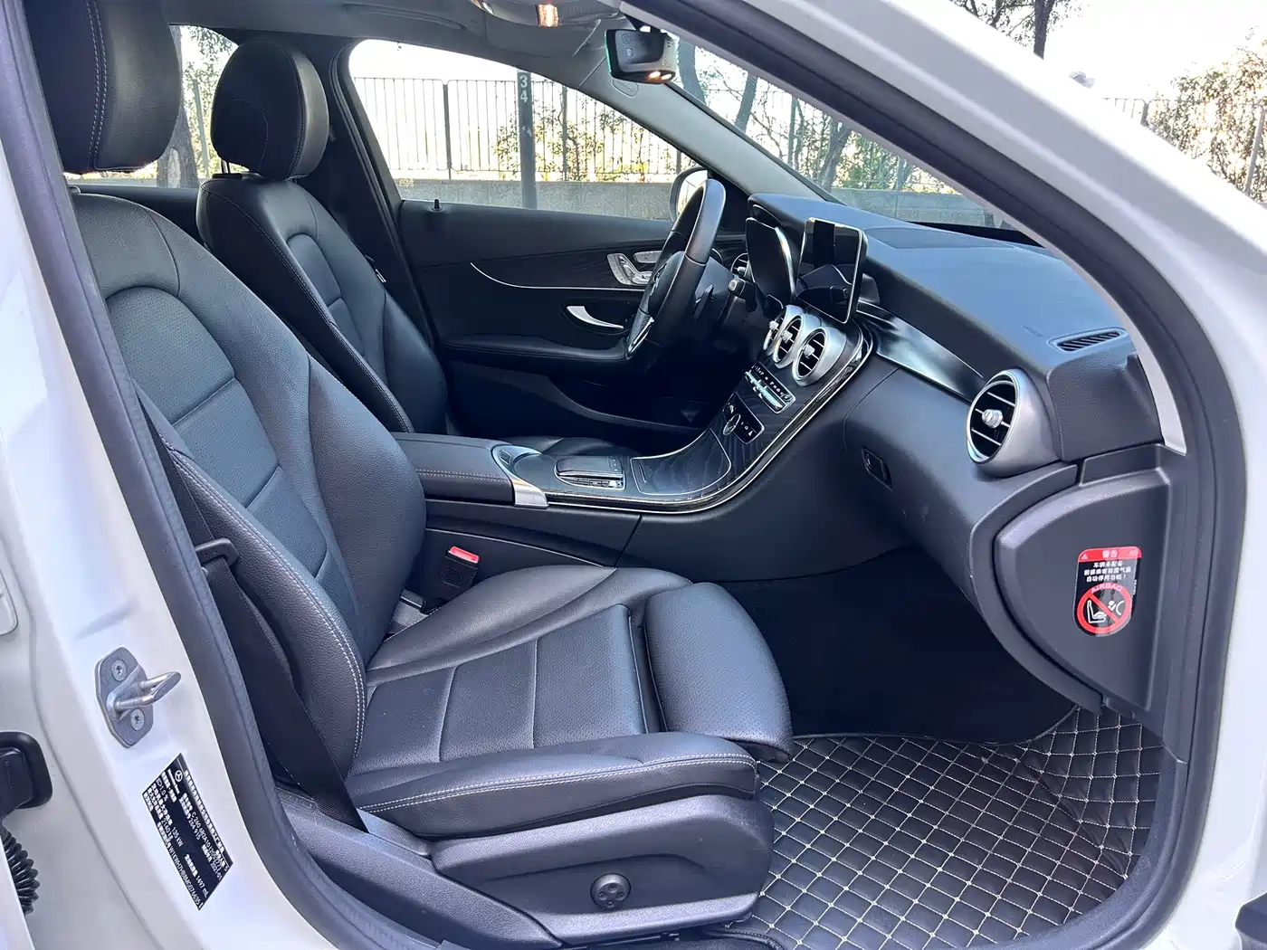 MERCEDES-BENZ C CLASS