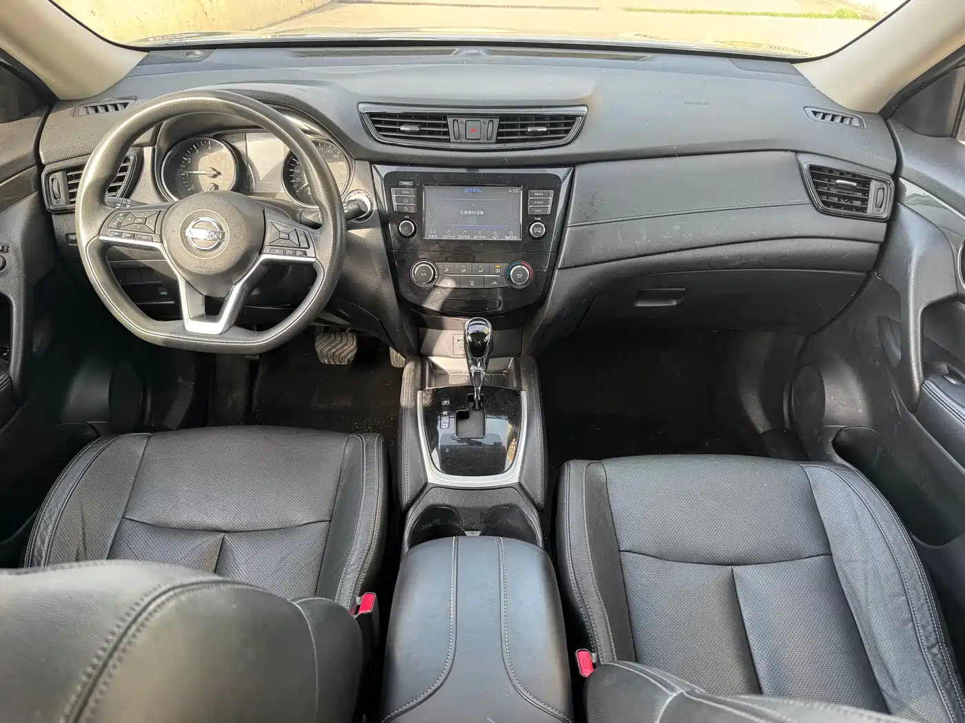 Фото 6 - Nissan X-Trail