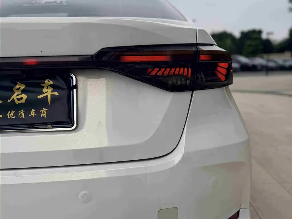 Toyota Corolla 2019 1.2T S-CVT GL-i Elite Edition фото 18