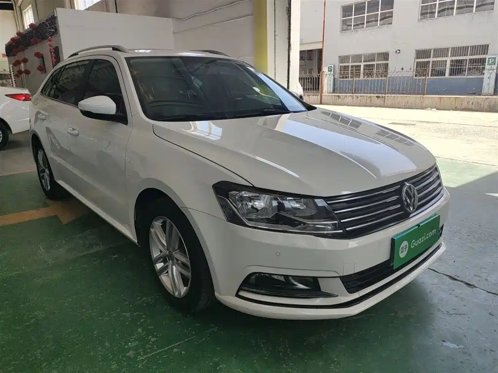 Volkswagen Lavida Tour 2017 180TSI DSG Comfort Edition фото 4