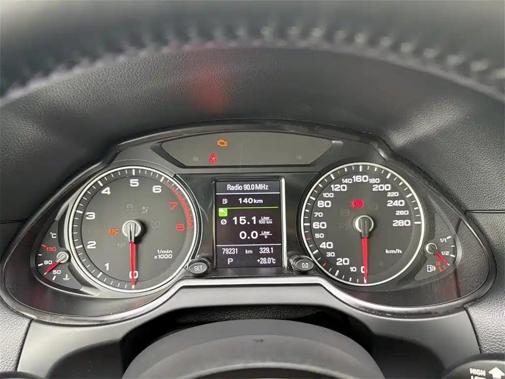 Audi Q5 2018 2017 Plus 40 TFSI Technology