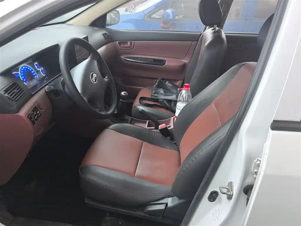 BYD F3 2012 Energy-saving Edition 1.5L Manual Comfort фото 12