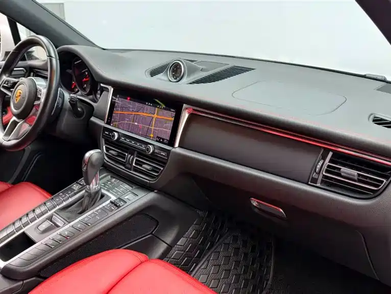 Porsche Macan 2021 Macan 2.0T фото 9
