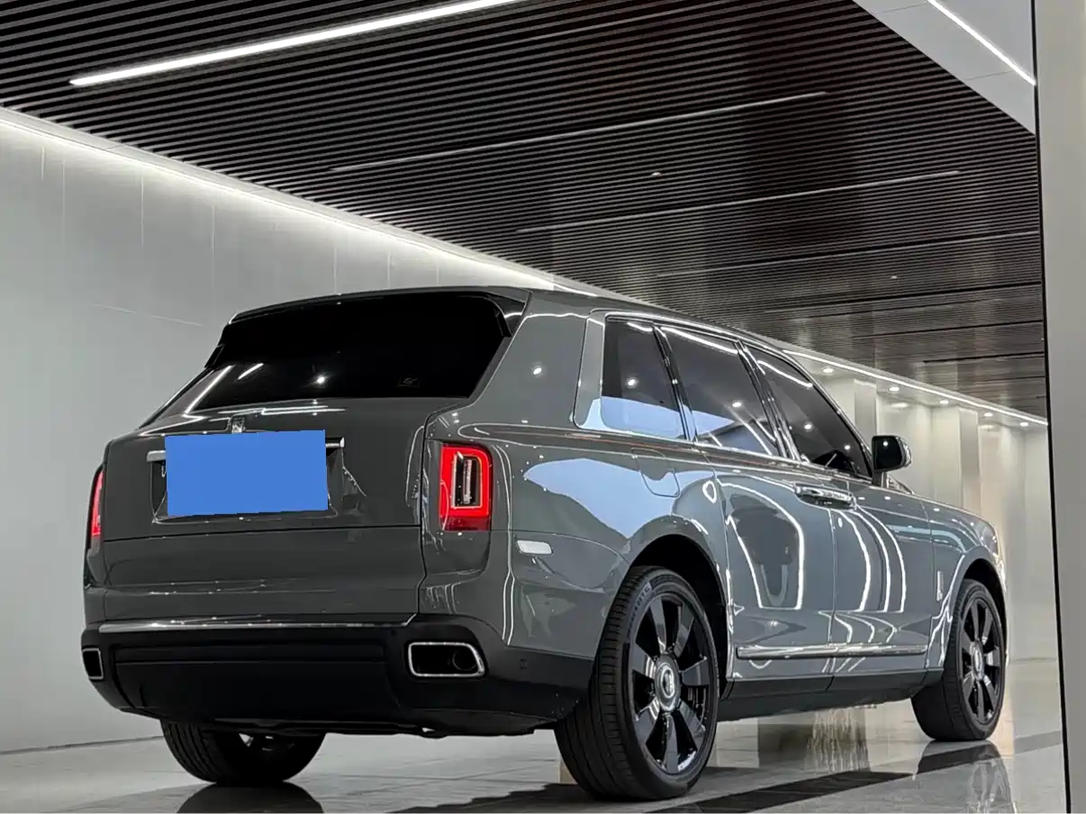 Rolls-Royce Cullinan 2022 2018 5-Seater Version