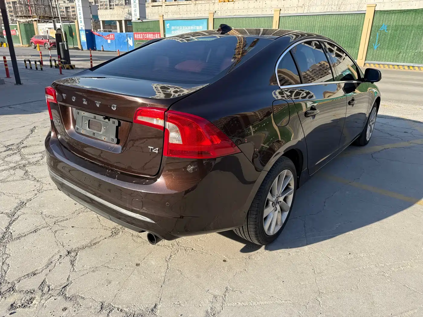 Фото 5 - Volvo S60