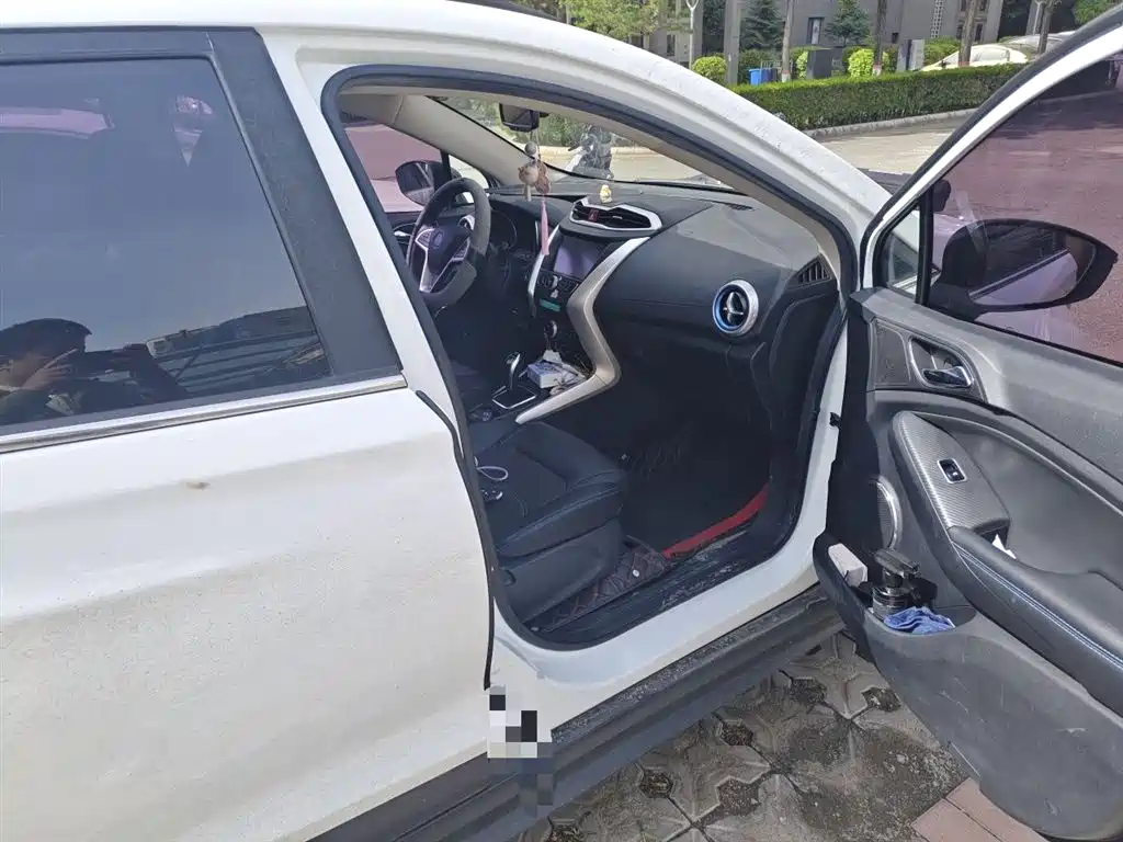 BYD Yuan New Energy 2018 EV360 Smart Connected Cool Type фото 22