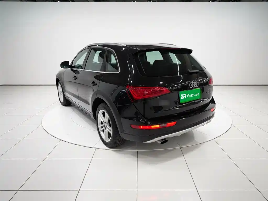 Audi Q5 2018 2017 Plus 40 TFSI Technology
