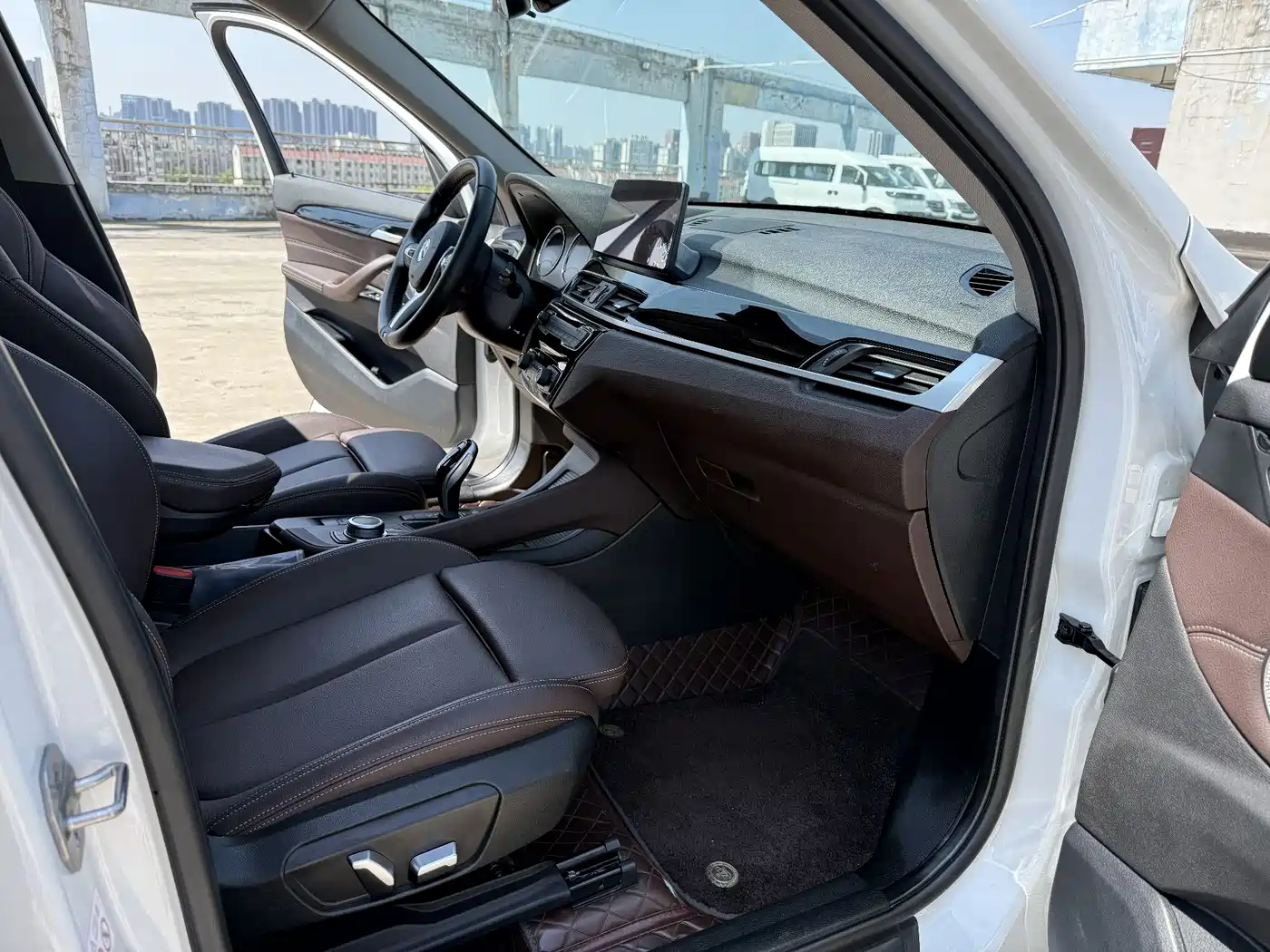 BMW X1 2021 Facelift sDrive25Li Leading фото 17