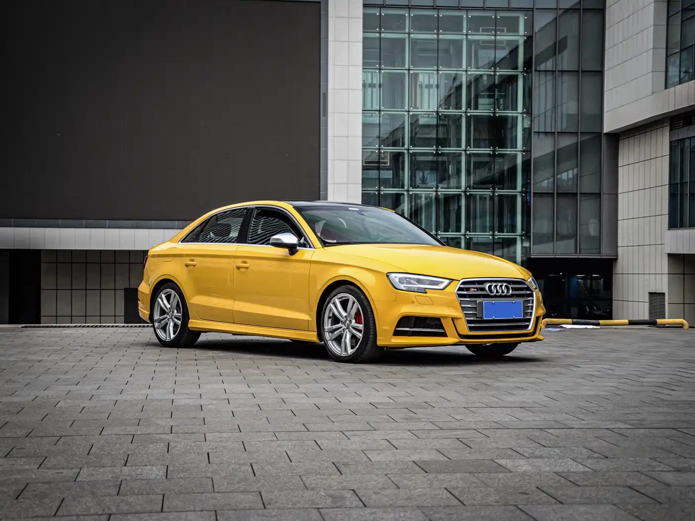 Audi S3 2017 Facelift S3 2.0T Limousine фото 2