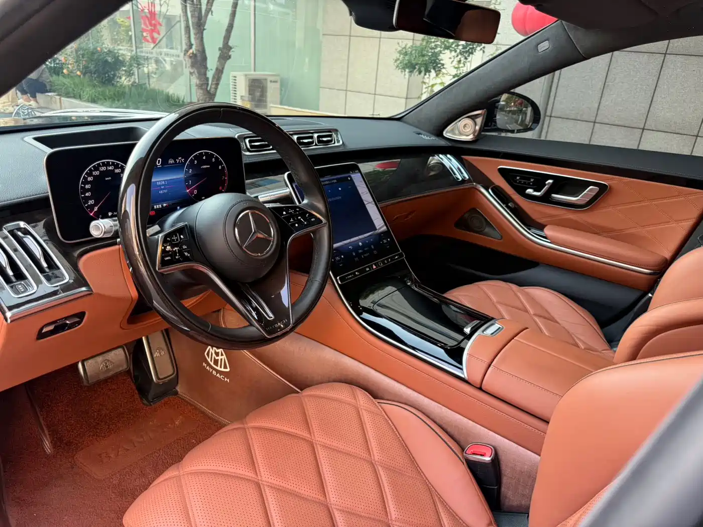 Mercedes-Benz Maybach S-Class 2022 S 480 4MATIC Intelligent Premium Special Edition фото 8