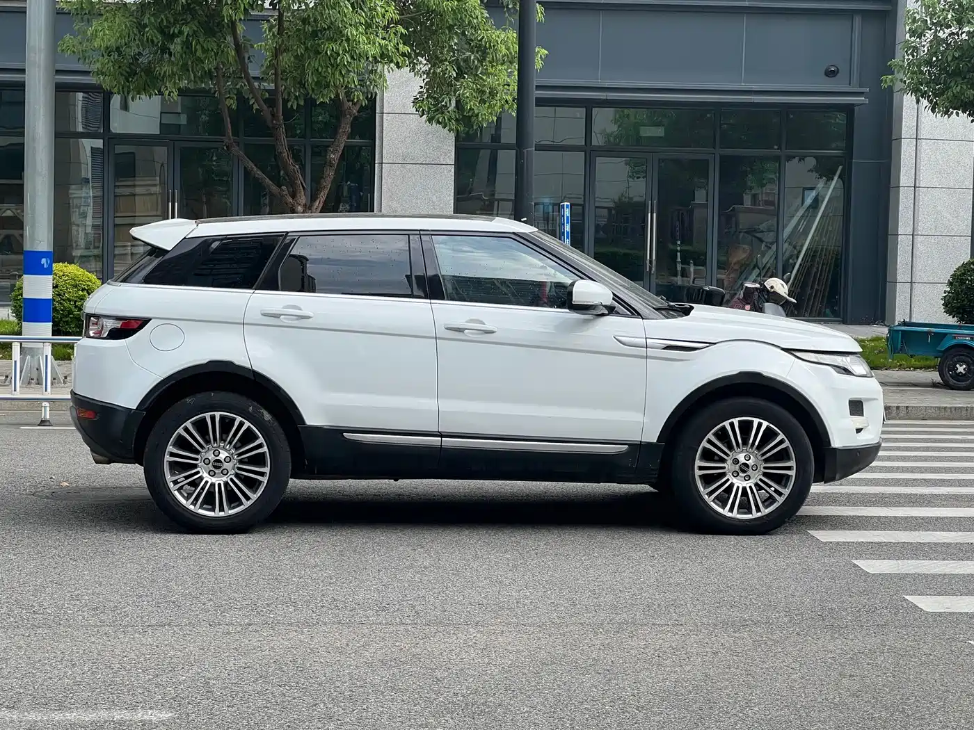 Фото 7 - Land Rover Range Rover Evoque (Import)