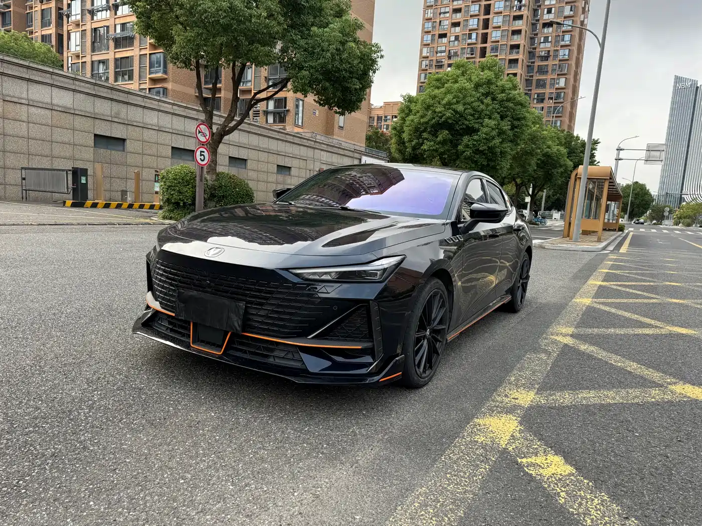 Changan Changan UNI-V 2023 1.5T Sport Edition