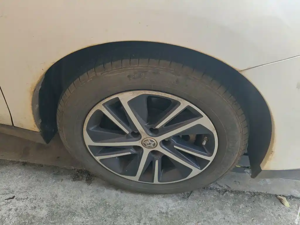 Venucia D60 2020 2019 1.6L XL CVT Smart Connect Elite Edition (ISS)