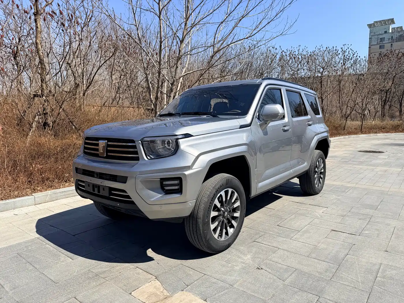 TANK TANK 700 NEW ENERGY