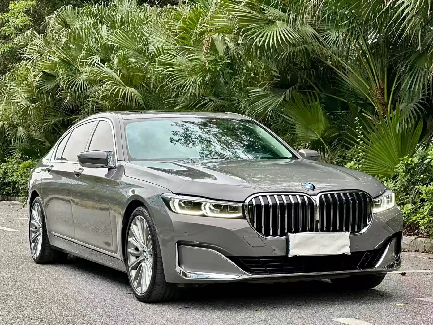 BMW 7 Series 2019 740Li Leading Luxury Package фото 3