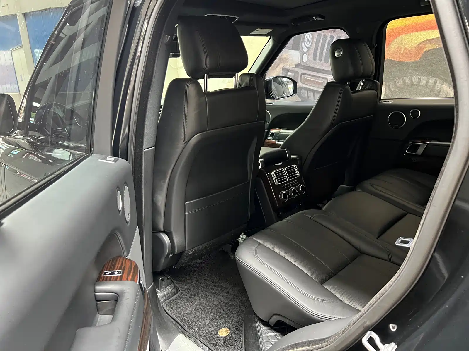 Фото 8 - Land Rover Range Rover