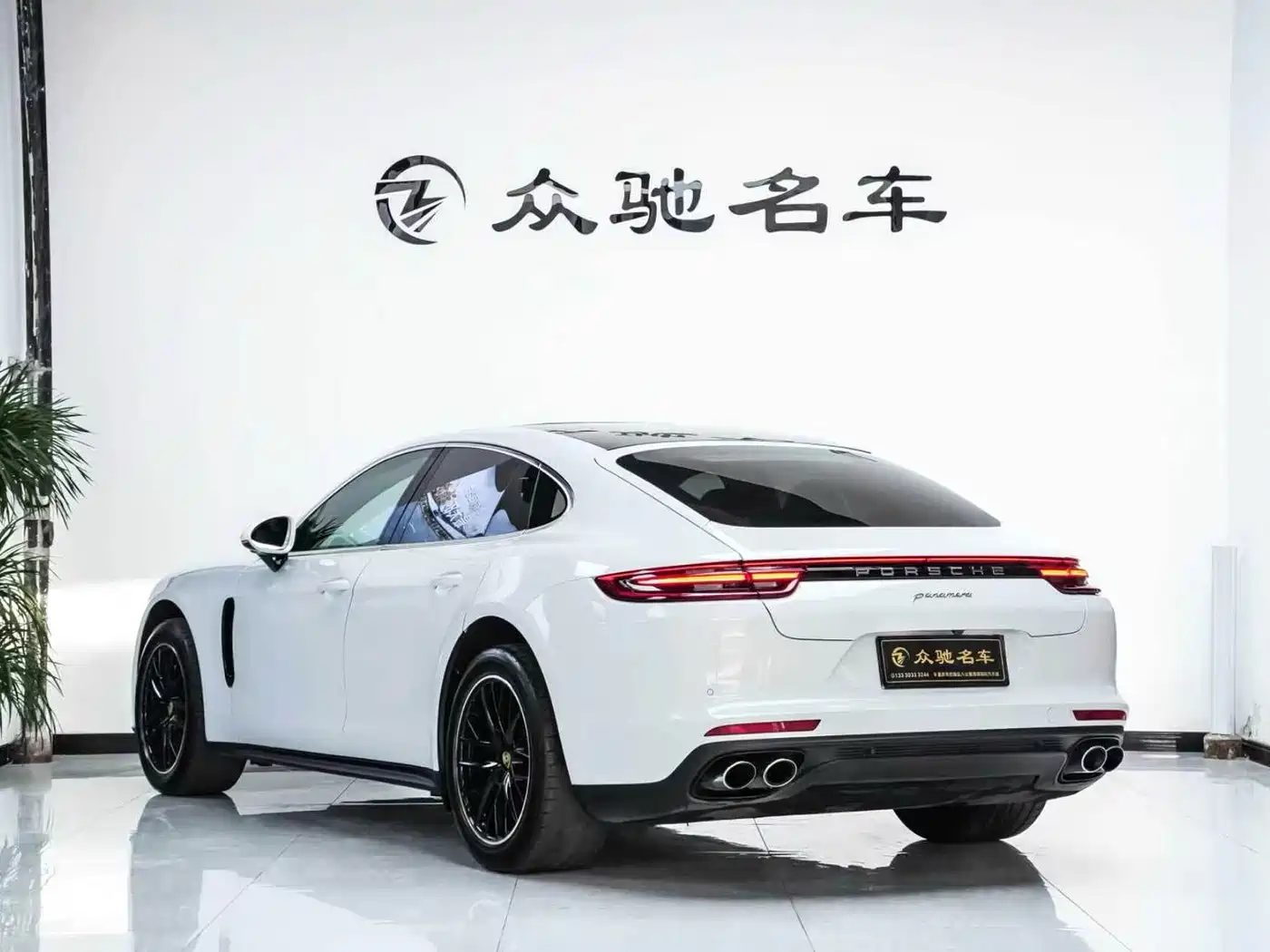 Porsche Panamera 2017 Panamera 3.0T фото 10