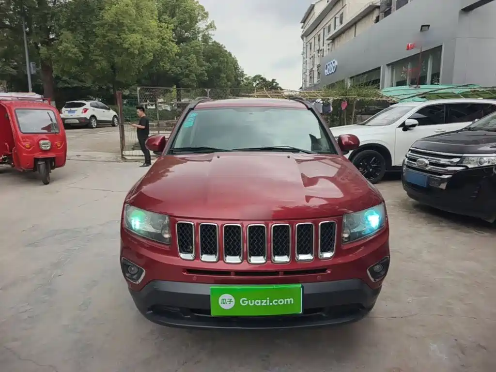 Jeep Compass (Import) 2014 2014 Facelift 2.4L 4WD Comfort Edition