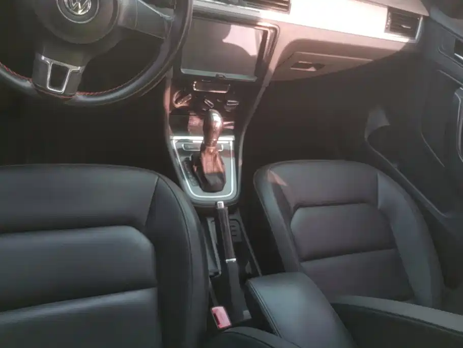 Volkswagen Bora 2013 2013 1.6L Automatic Comfort Model