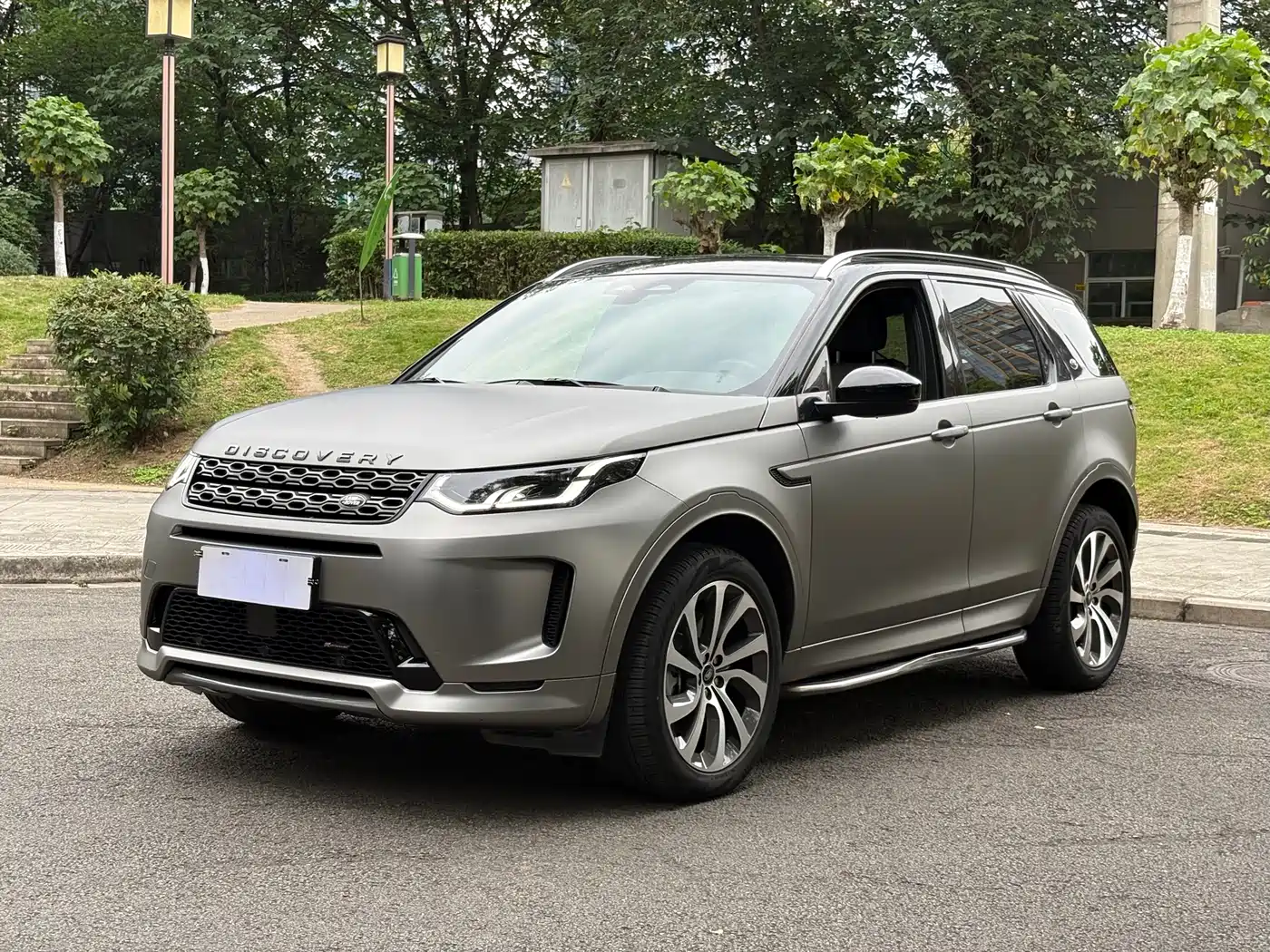 Land Rover Discovery Sport 2022 Model 249PS R-Dynamic S Performance Edition 5-Seater