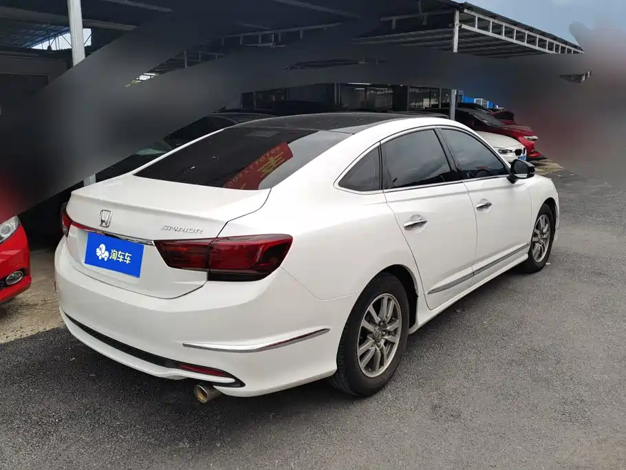 Honda Spirior 2017 2015 2.0L Premium Edition