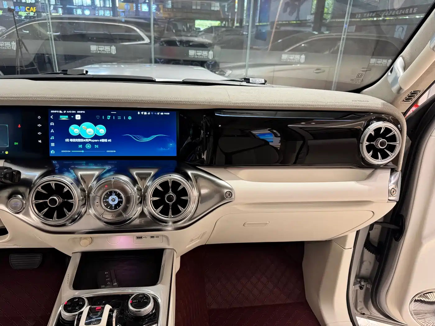 TANK CO CREATION TANK 300